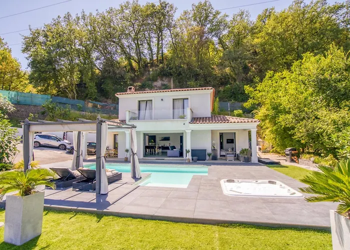 Suite 20M2 Dans Villa Piscine Jacuzzi
