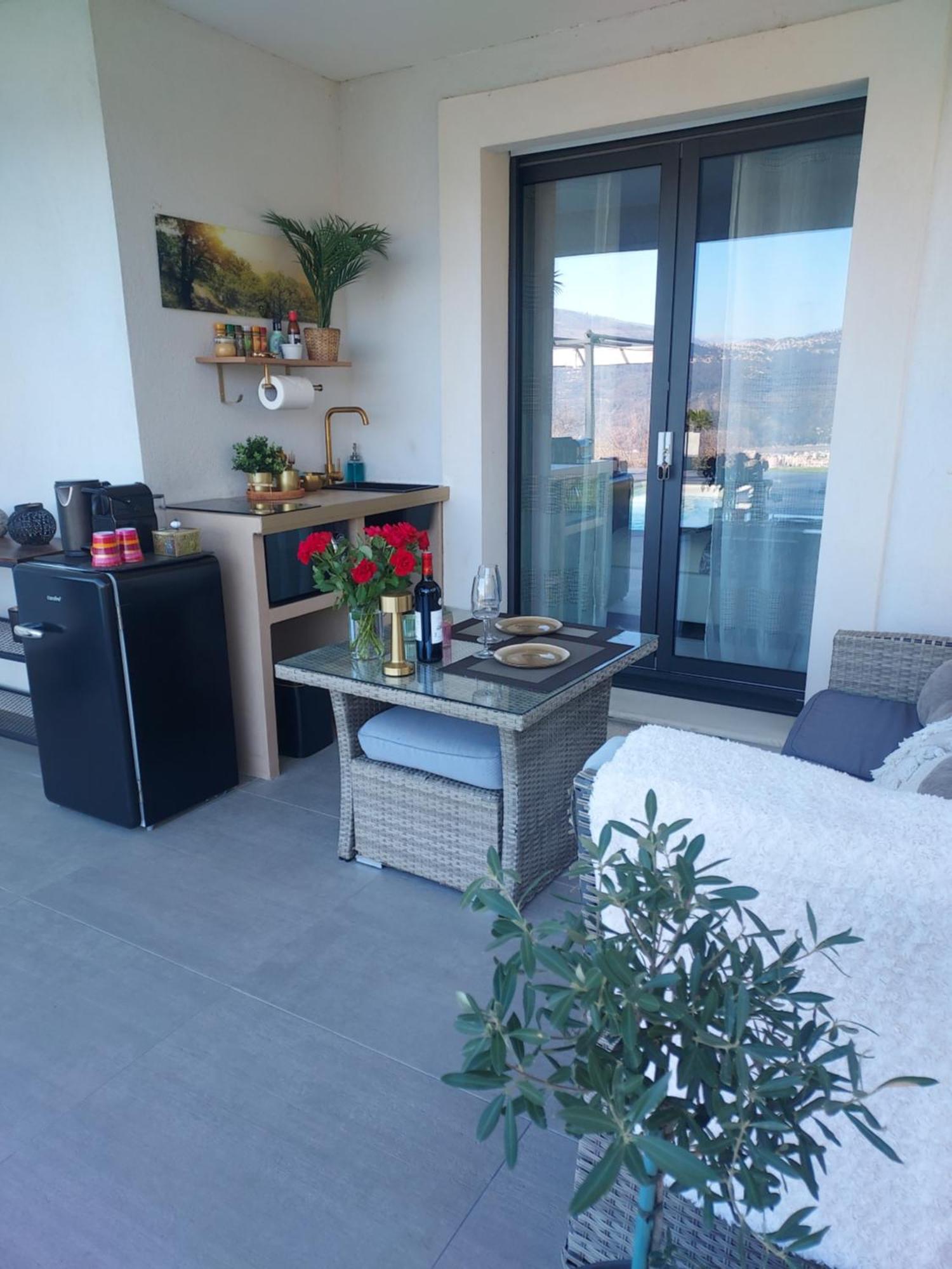Séjour chez l'habitant 20m2 Dans Piscine Jacuzzi *