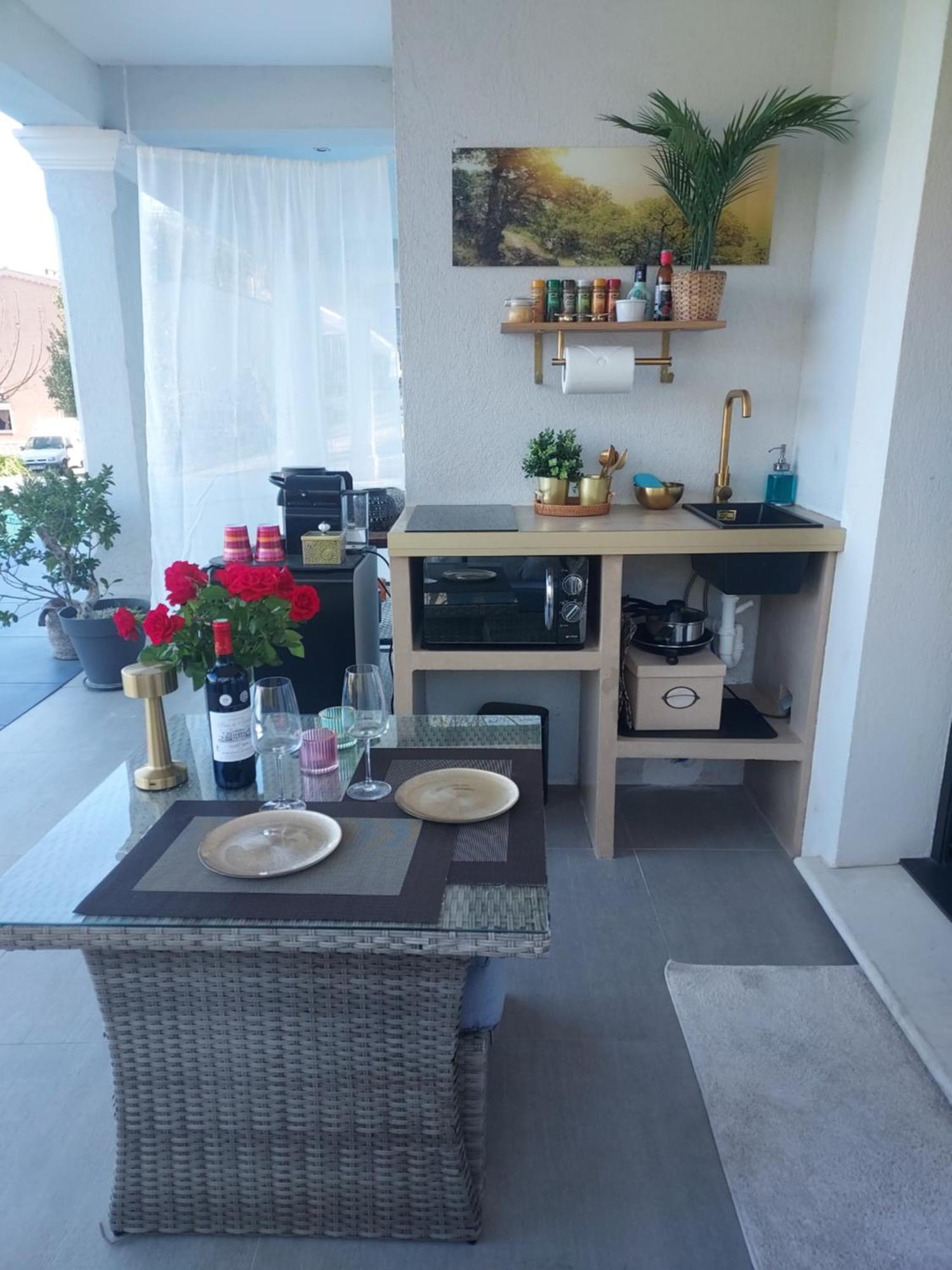 Privatunterkunft 20m2 Dans Piscine Jacuzzi Gattières