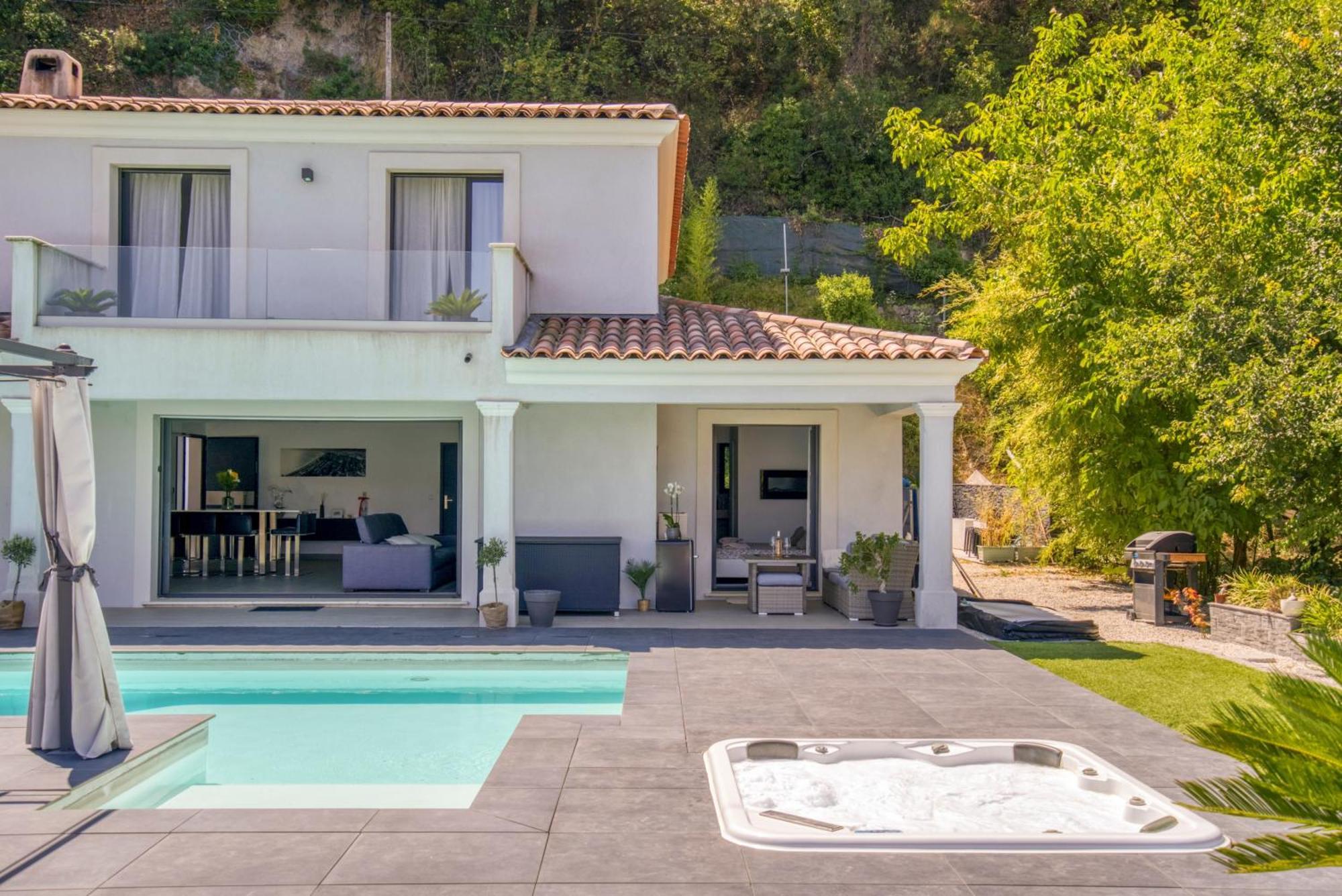 Séjour chez l'habitant 20m2 Dans Piscine Jacuzzi Gattières